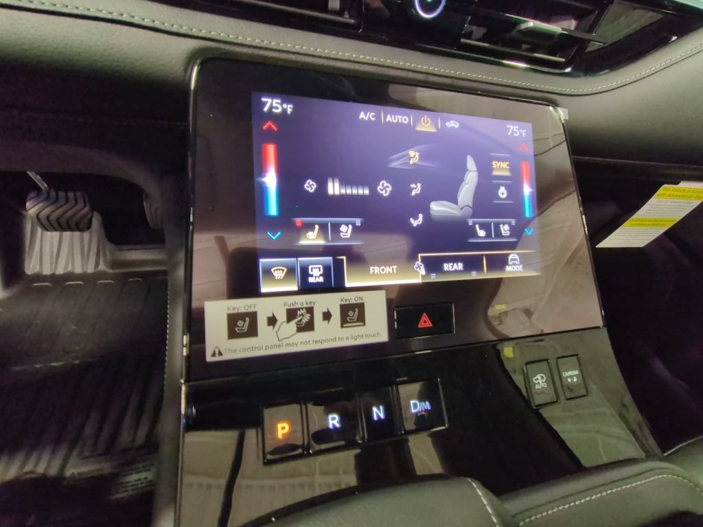 New 2026 INFINITI QX80 Luxe w/ Cargo Package AWD/4WD image 16