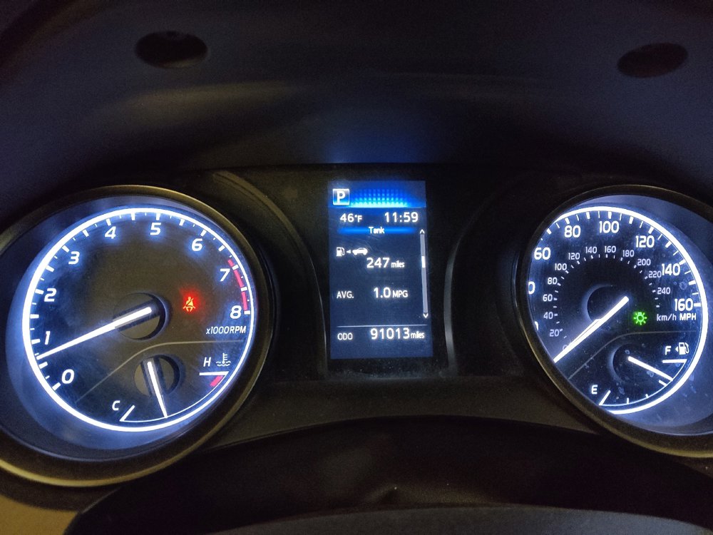 Used 2022 Toyota Camry SE FWD image 23