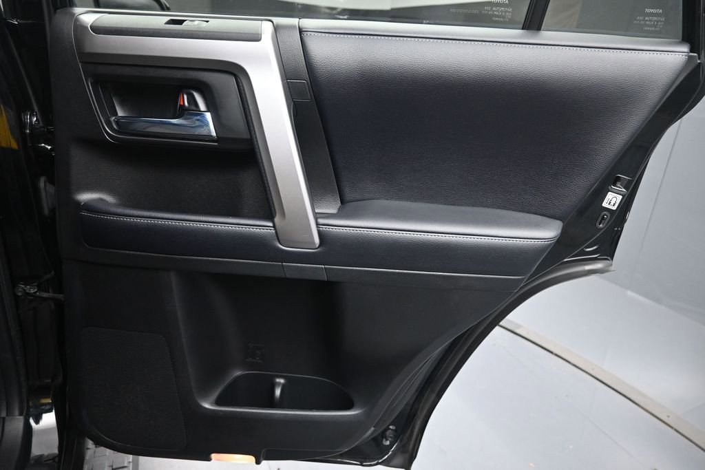 Used 2019 Toyota 4Runner SR5 Premium AWD/4WD image 26