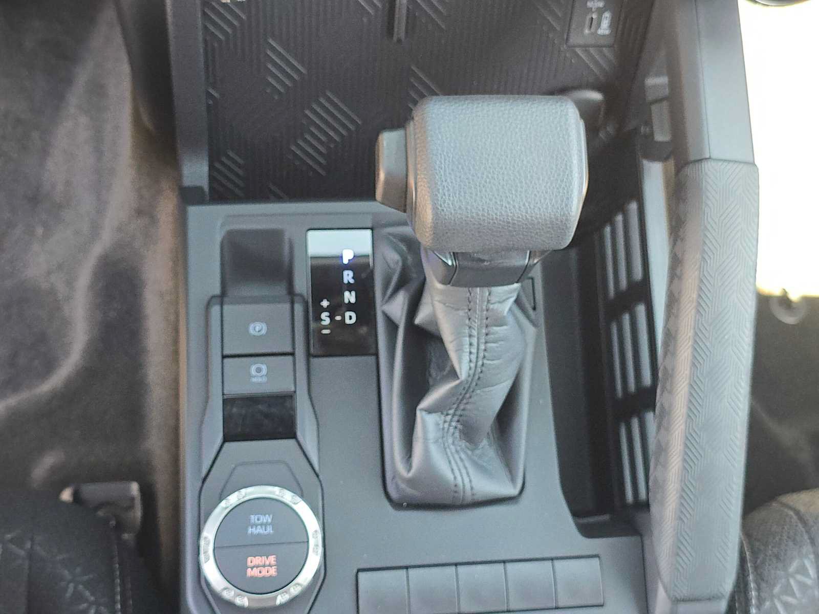 Certified 2026 Toyota 4Runner SR5 RWD image 31