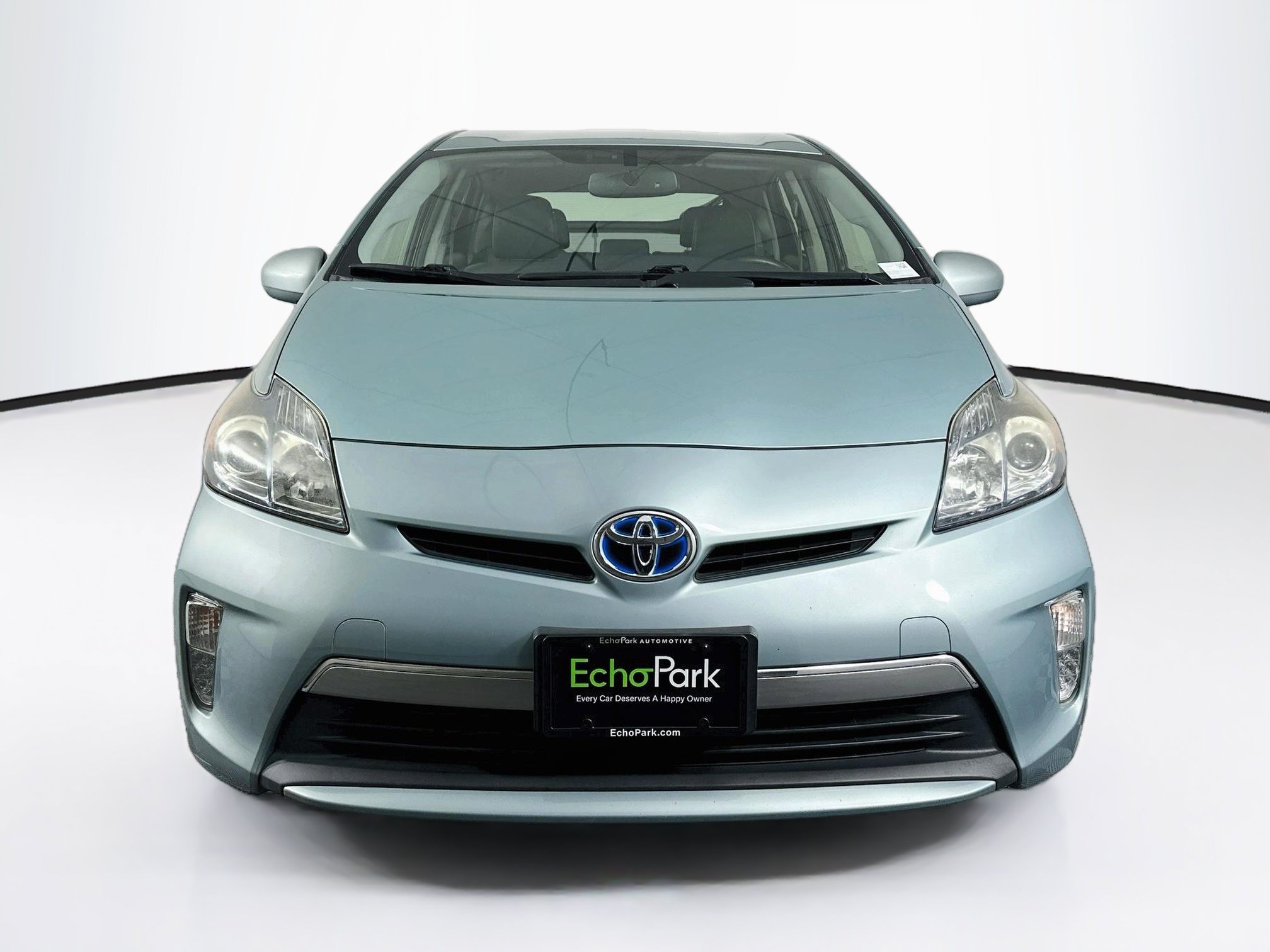 Used 2014 Toyota Prius Prime Advanced FWD image 2