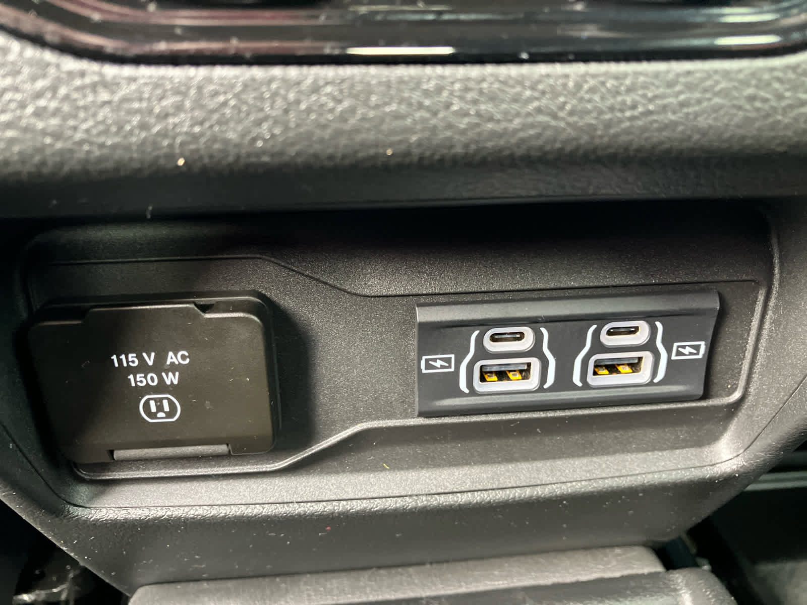 Used 2025 Jeep Grand Cherokee L Limited w/ Luxury Tech Group II image 41