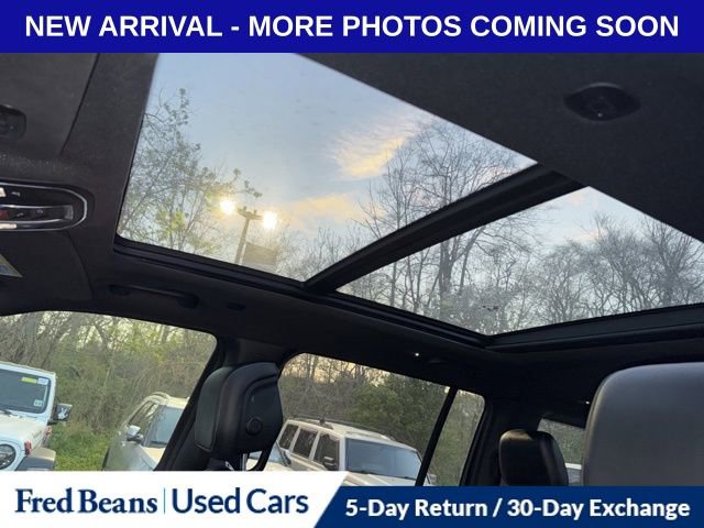 Used 2024 Jeep Wagoneer Series II w/ Premium Group I image 14