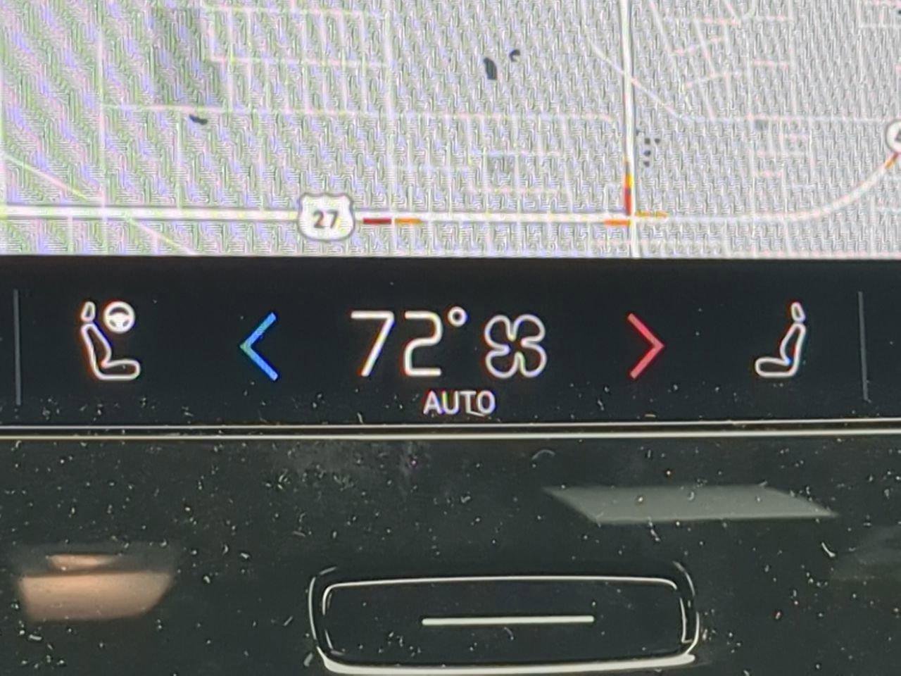 New 2024 Volvo XC40 Recharge Ultimate w/ Protection Package Premier image 20