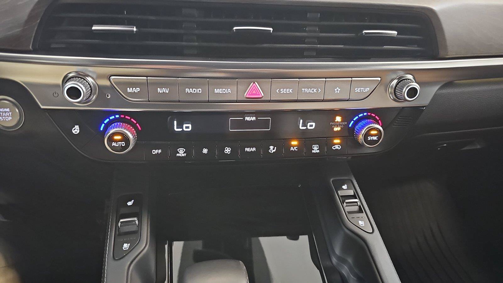 Used 2022 Kia Telluride SX w/ SX Prestige Package AWD/4WD image 18