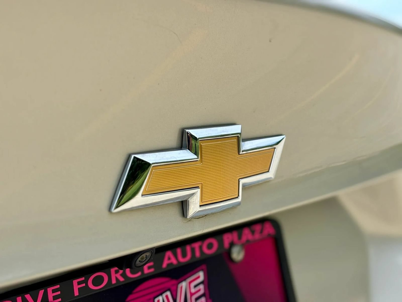 Used 2016 Chevrolet Malibu LT FWD image 8