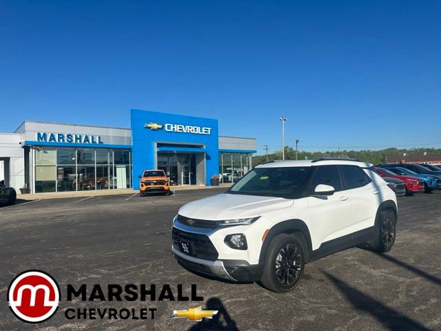 Used 2022 Chevrolet TrailBlazer LT w/ Convenience Package FWD image 1