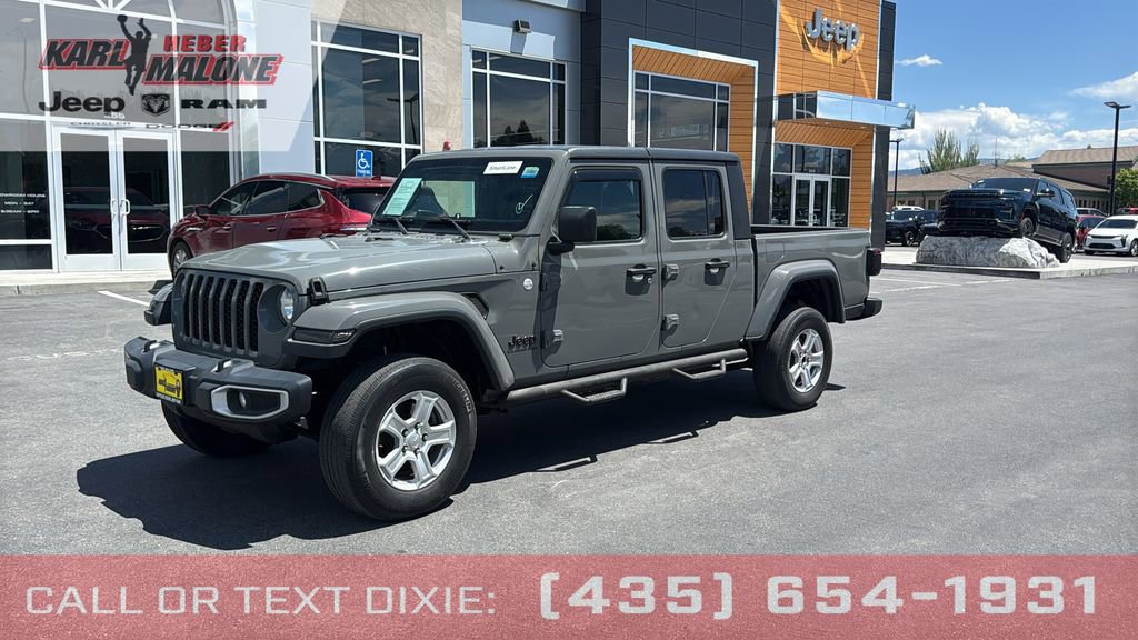 Used 2021 Jeep Gladiator Sport AWD/4WD video 1