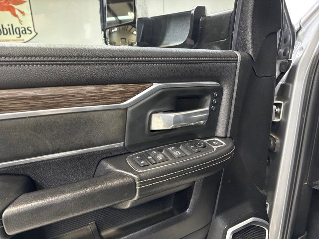 Used 2020 RAM 3500 Laramie image 23