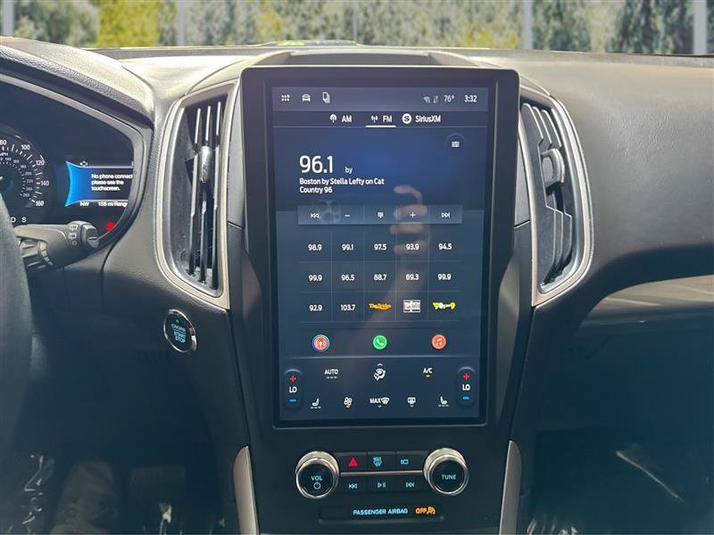 Used 2024 Ford Edge SEL AWD/4WD image 16