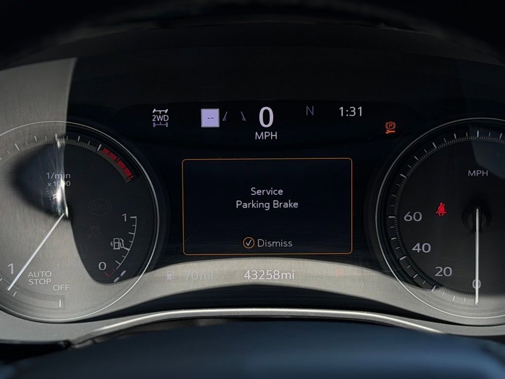 Used 2024 Cadillac XT6 Premium Luxury w/ Technology Package AWD/4WD image 46