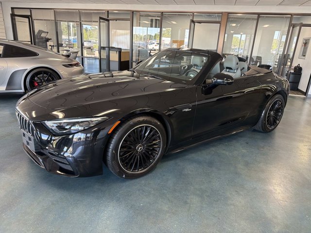 Used 2025 Mercedes-Benz SL 43 AMG image 6