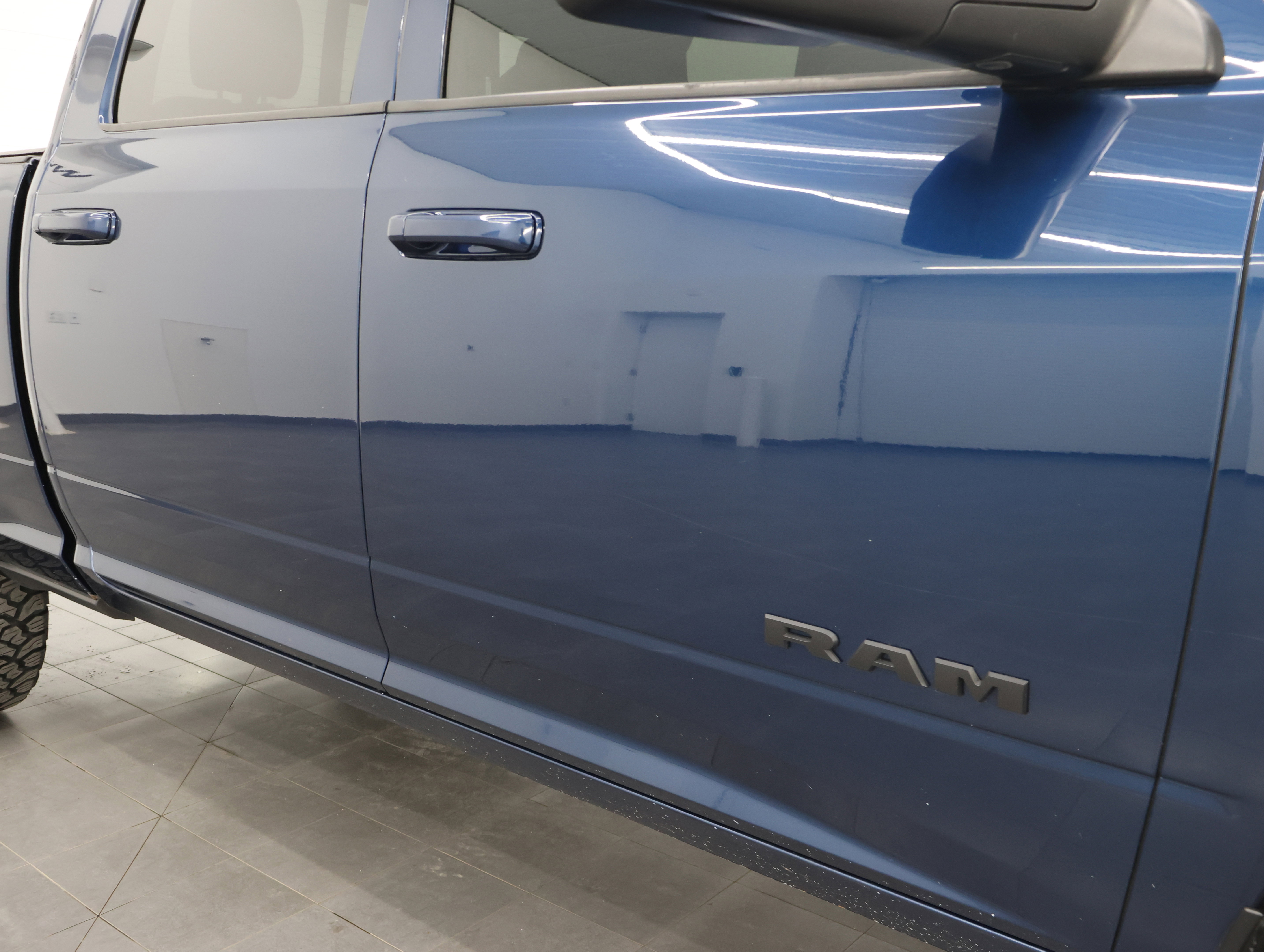 Used 2022 RAM 2500 Big Horn w/ Level C Equiment Group AWD/4WD image 23