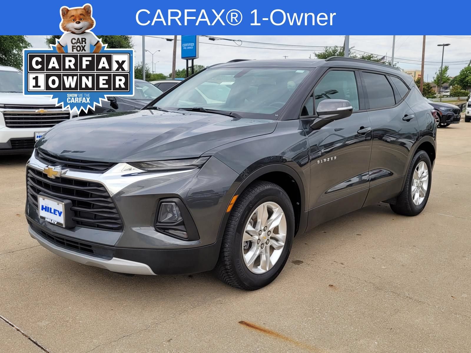 Used 2019 Chevrolet Blazer LT FWD image 2