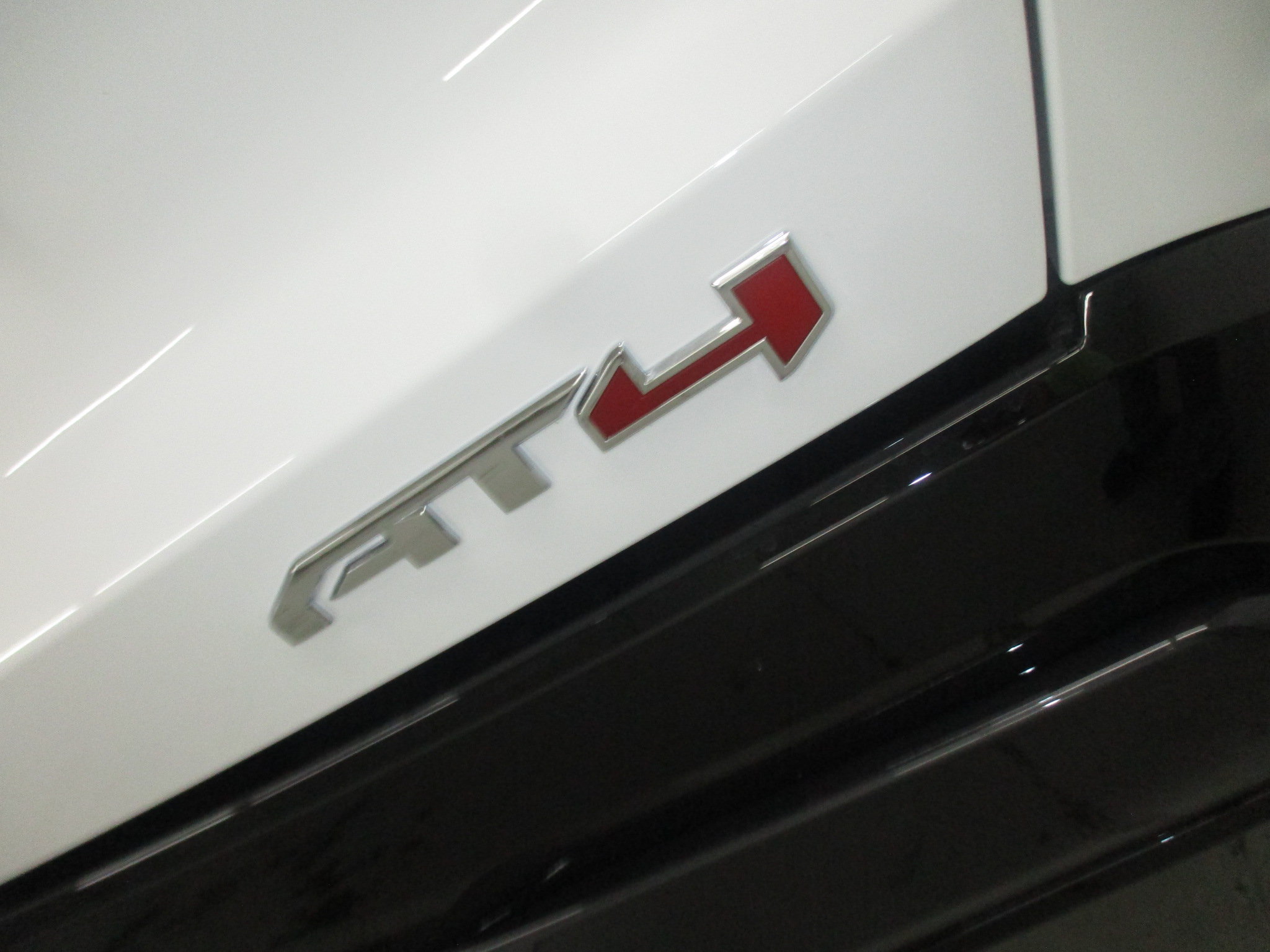 New 2026 GMC Terrain AT4 w/ Convenience Package III AWD/4WD image 13