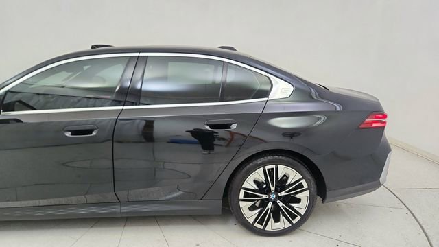 Used 2026 BMW 540i xDrive image 11