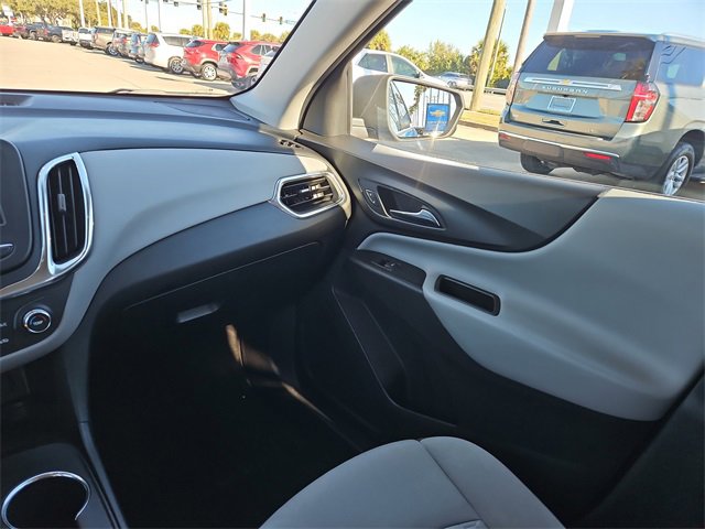 Used 2019 Chevrolet Equinox LS w/ LS Convenience Package image 9