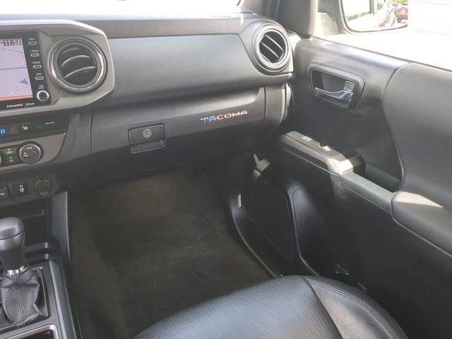 Certified 2022 Toyota Tacoma TRD Off-Road w/ TRD Premium Off Road Package image 17