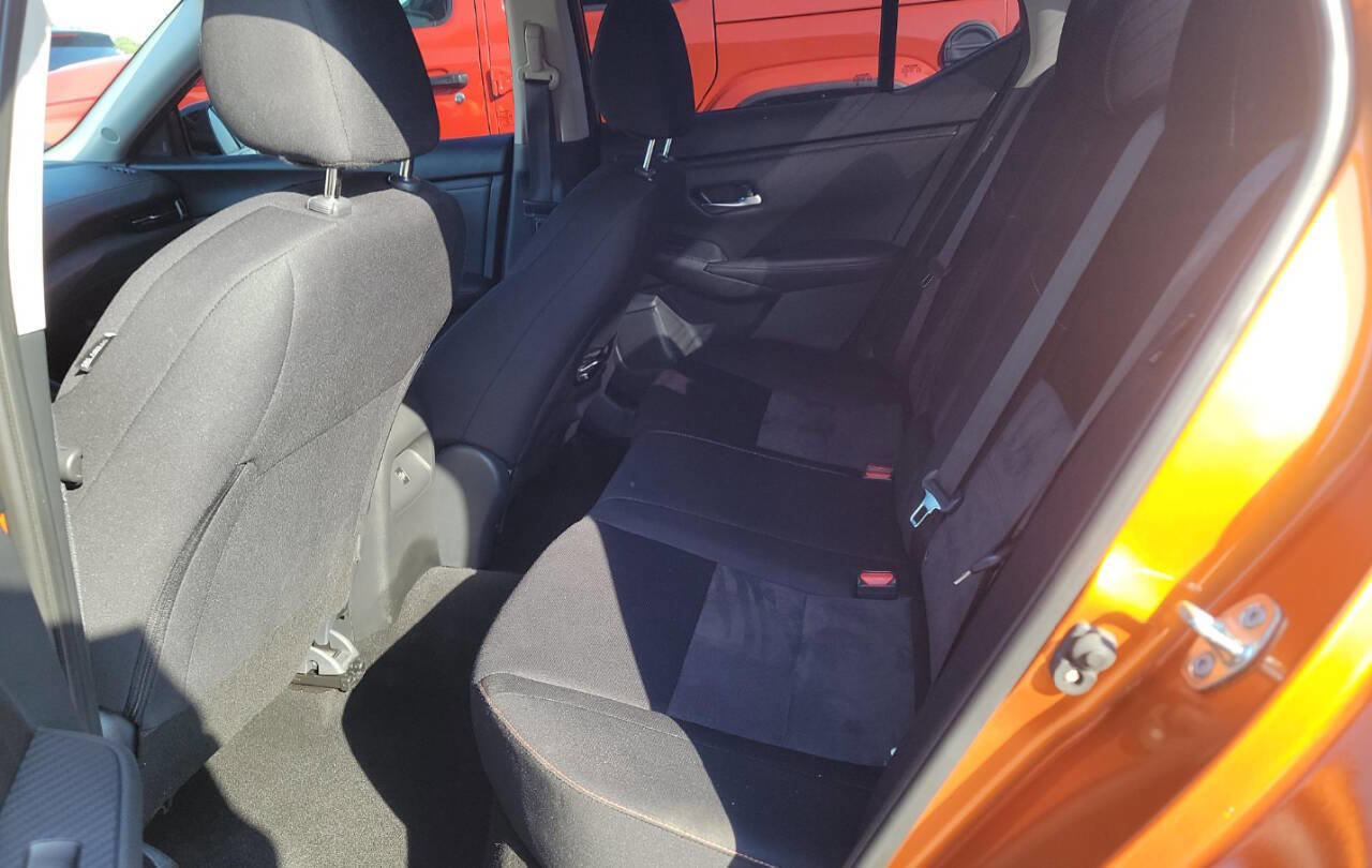 Used 2023 Nissan Sentra SR w/ Electronics Package image 14