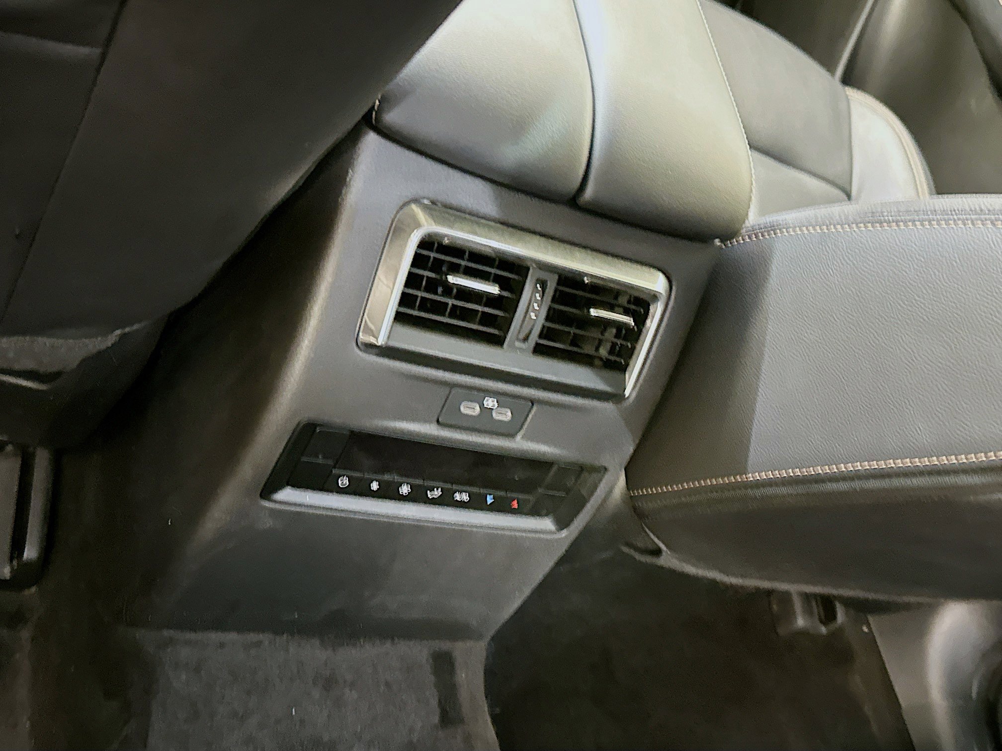 Used 2025 MAZDA CX-90 3.3 Turbo w/ Premium Sport Pkg image 29