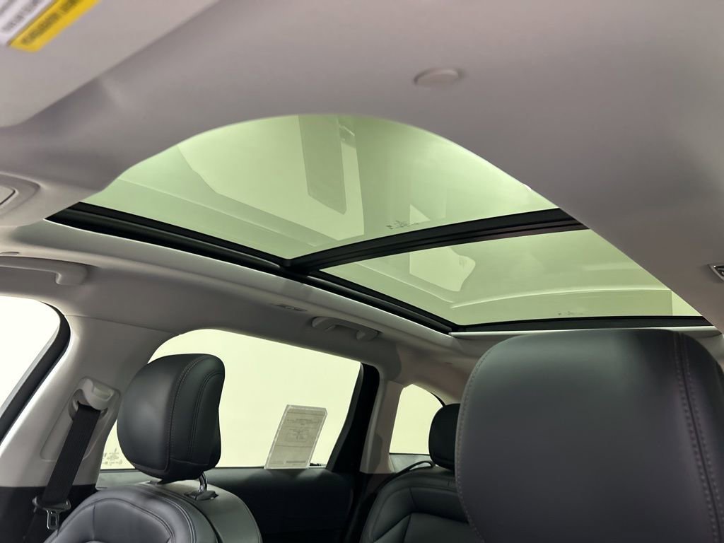 New 2026 Lincoln Nautilus Premier w/ Equipment Group 102A image 25