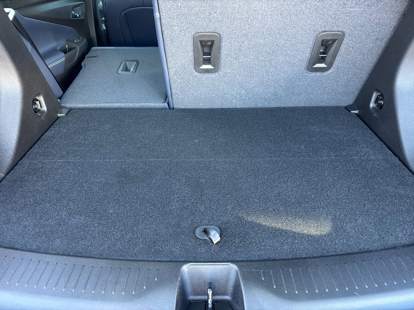 Used 2022 Chevrolet Bolt EUV Premier w/ Launch Edition image 15