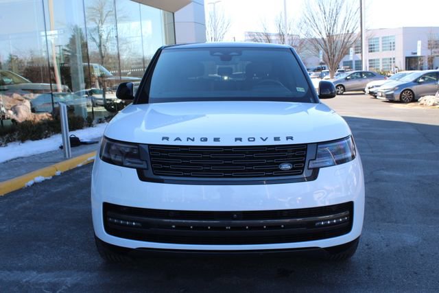 Used 2024 Land Rover Range Rover SE image 8