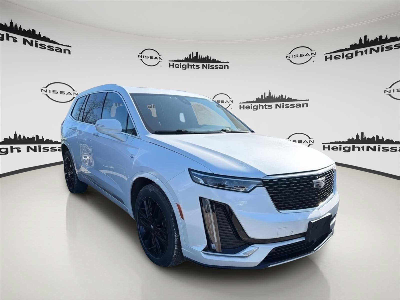 Used 2023 Cadillac XT6 Premium Luxury w/ Platinum Package image 1