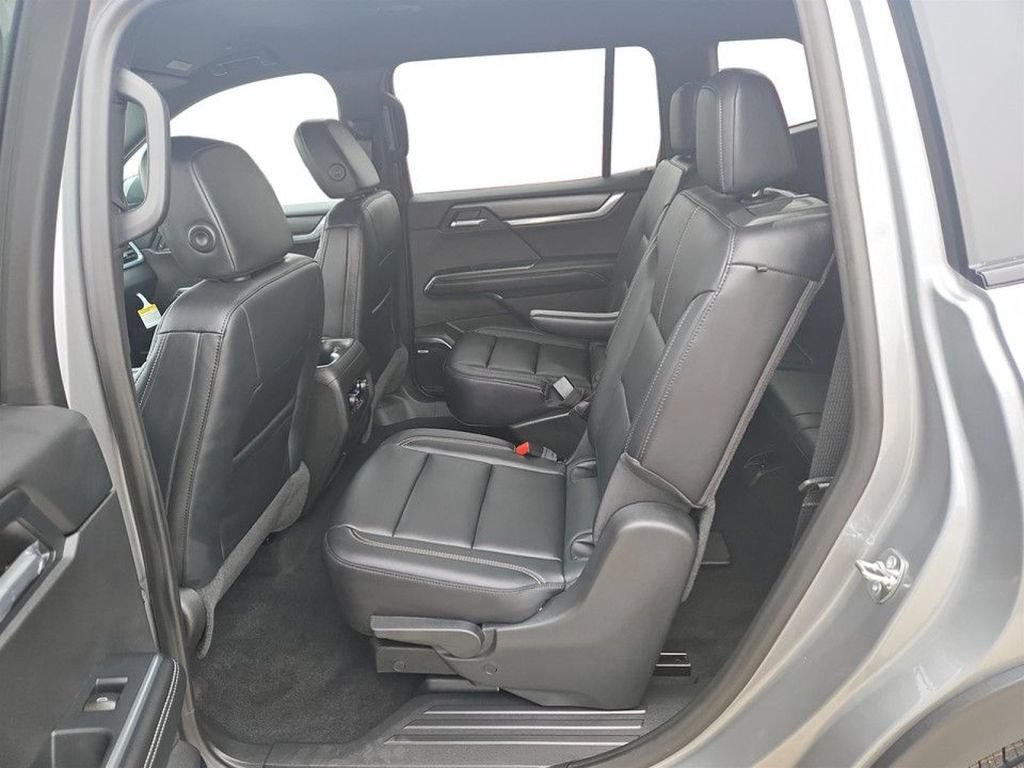 New 2026 GMC Acadia Elevation w/ Black Edition AWD/4WD image 29