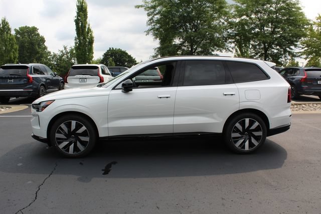 New 2026 Volvo EX90 Ultra AWD/4WD image 6