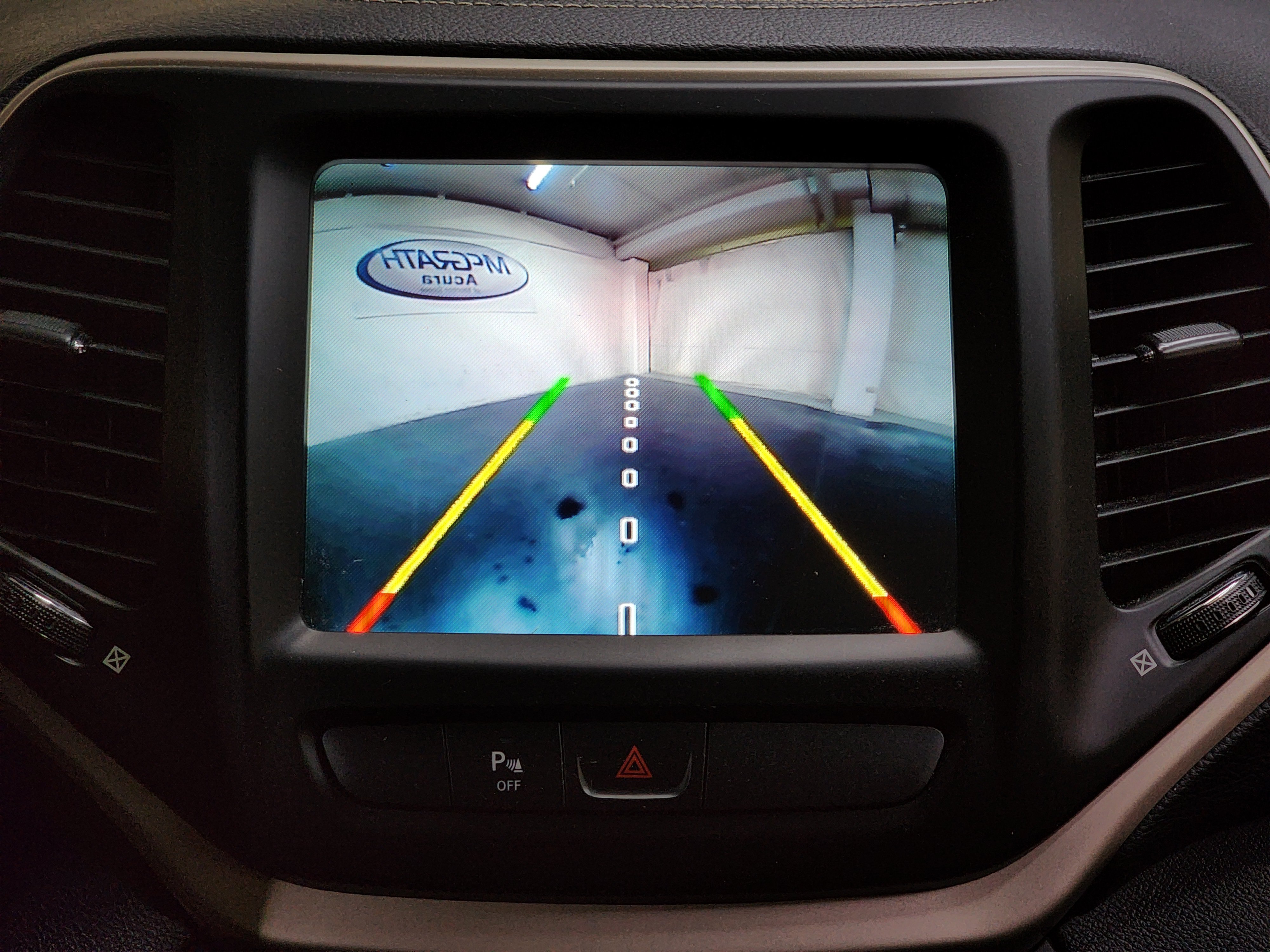 Used 2015 Jeep Cherokee Limited AWD/4WD image 27