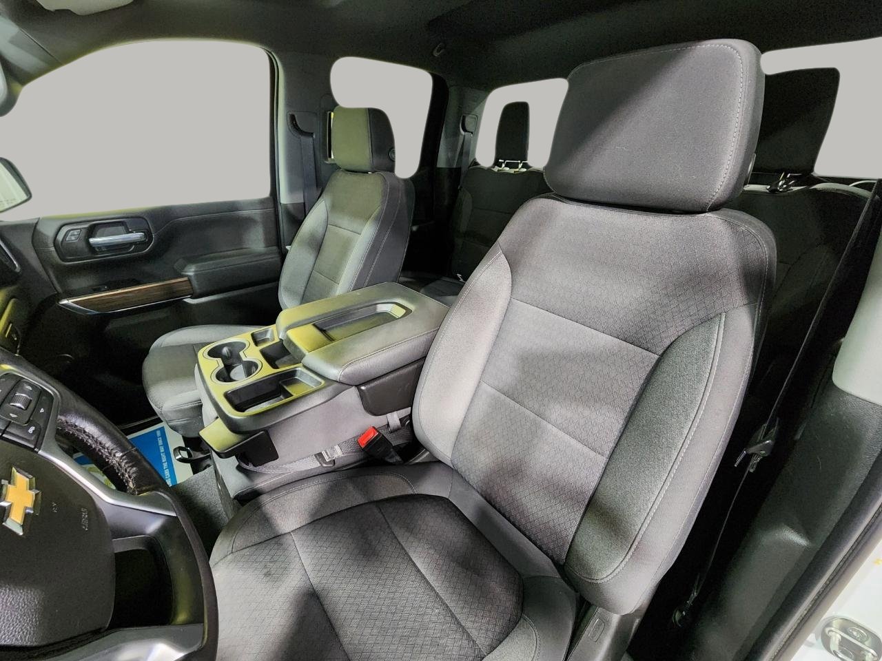 Used 2022 Chevrolet Silverado 1500 LT image 14