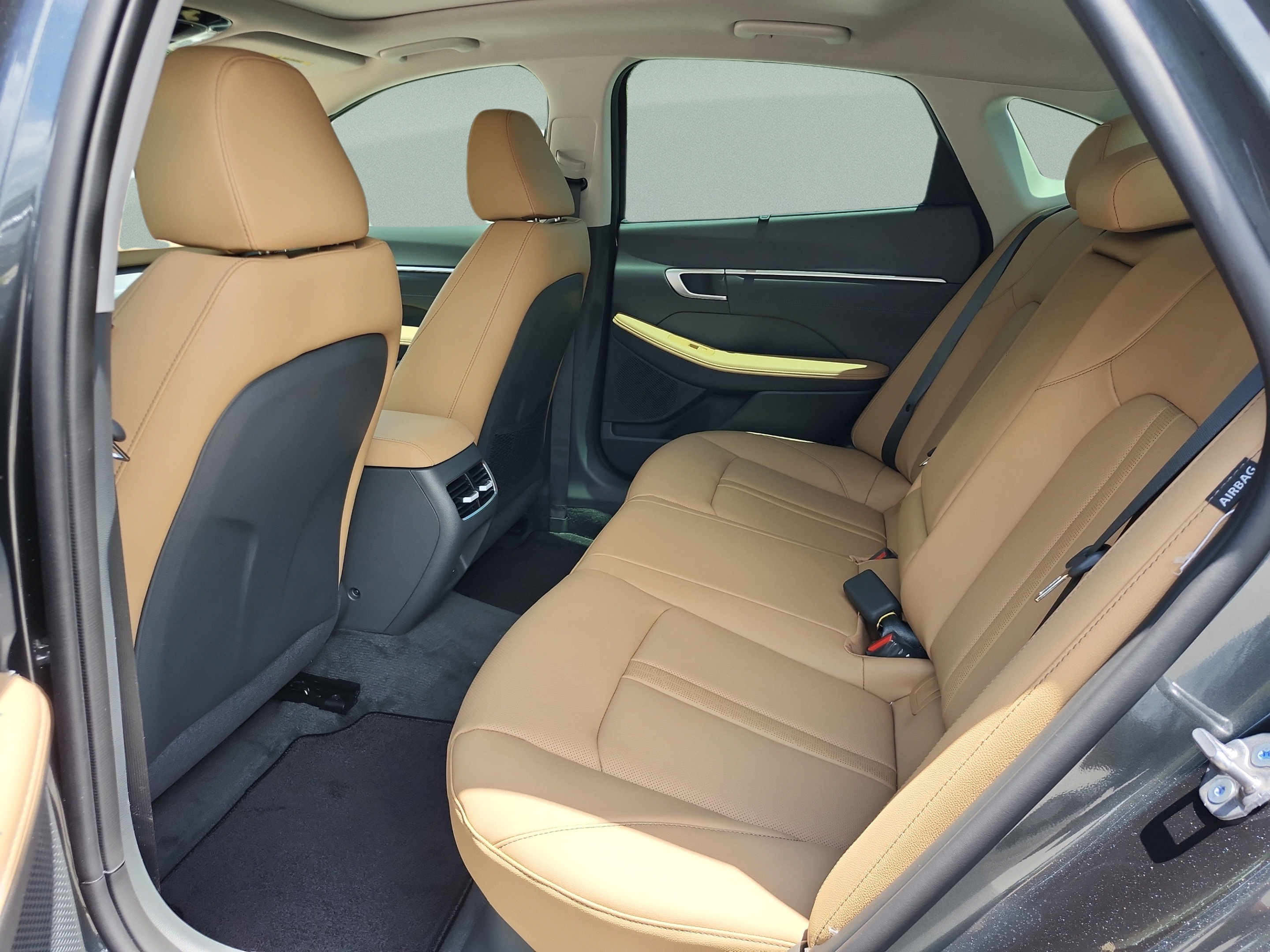 New 2026 Hyundai Sonata Limited FWD image 16
