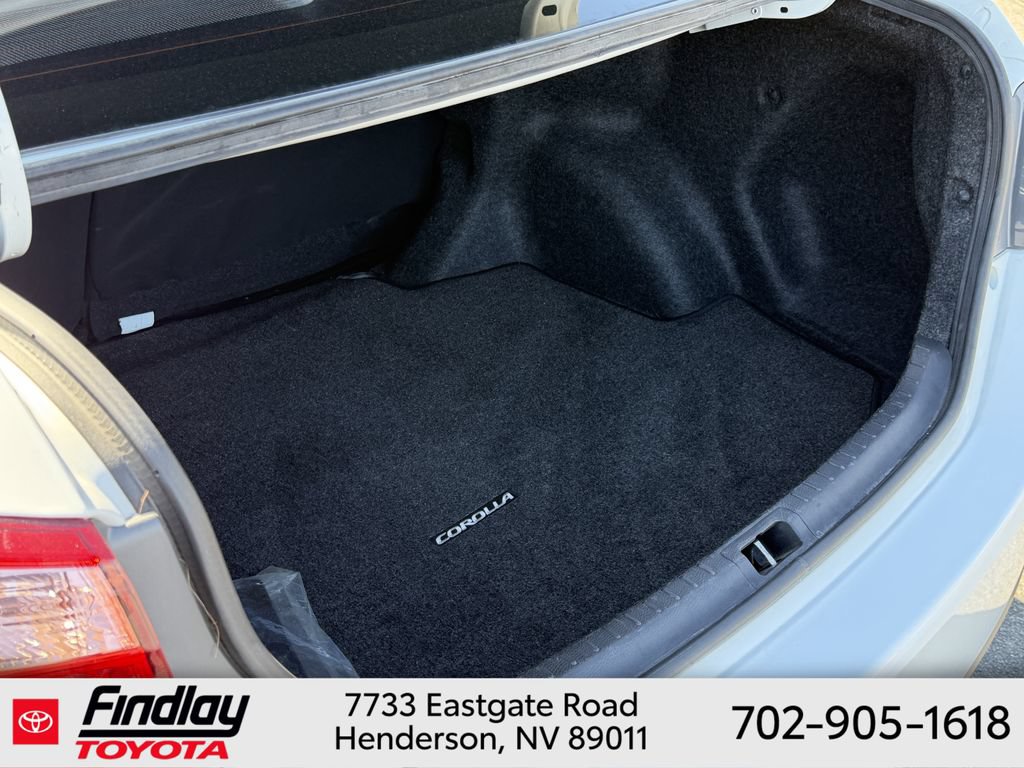 Certified 2018 Toyota Corolla L w/ Carpet Mat Package (TMS) FWD image 17