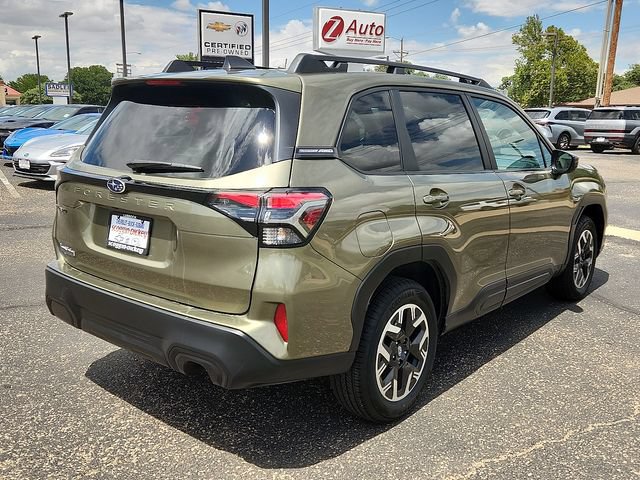 Used 2026 Subaru Forester Premium AWD/4WD image 4