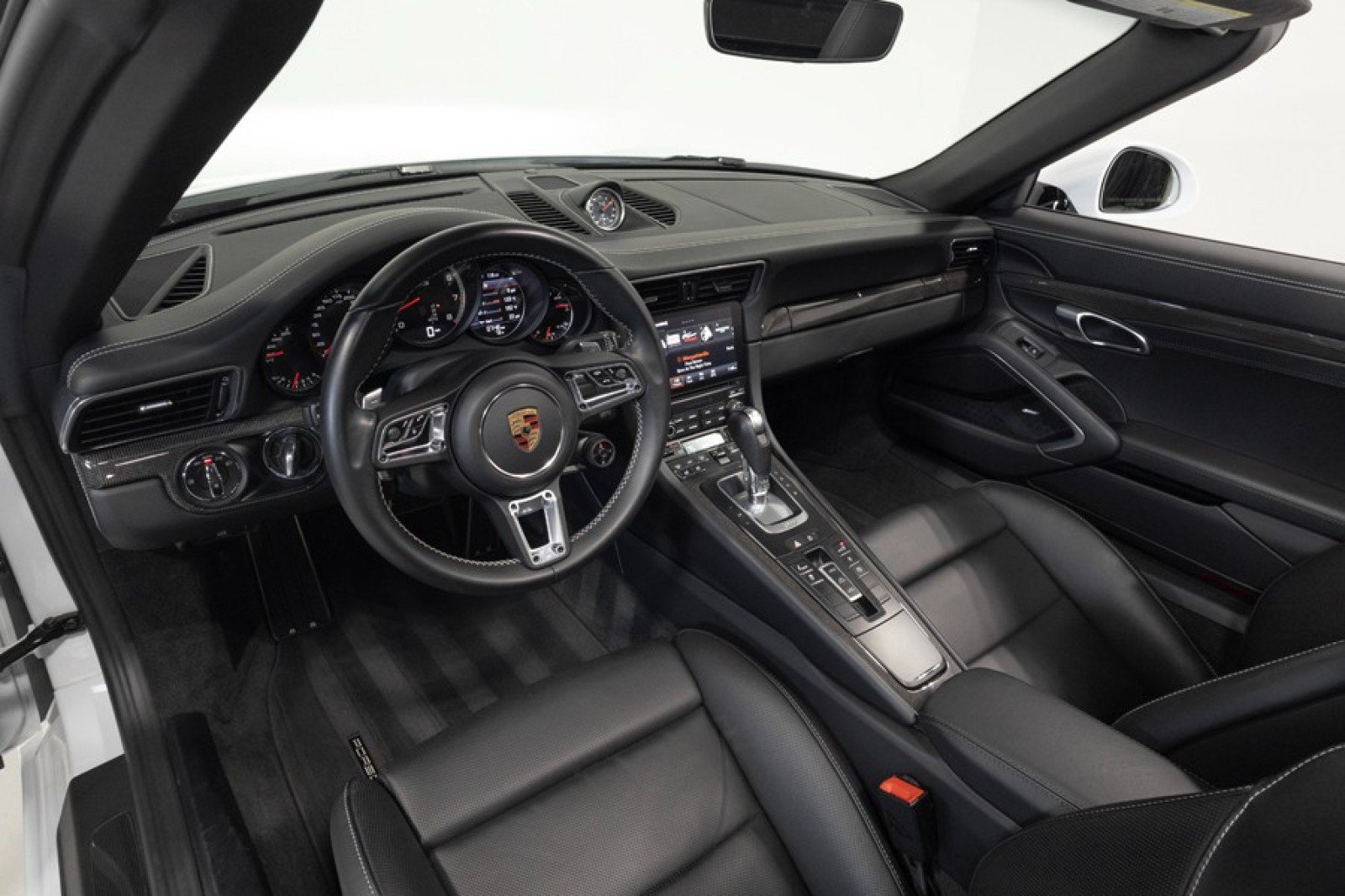 Used 2019 Porsche 911 Turbo S AWD/4WD image 5