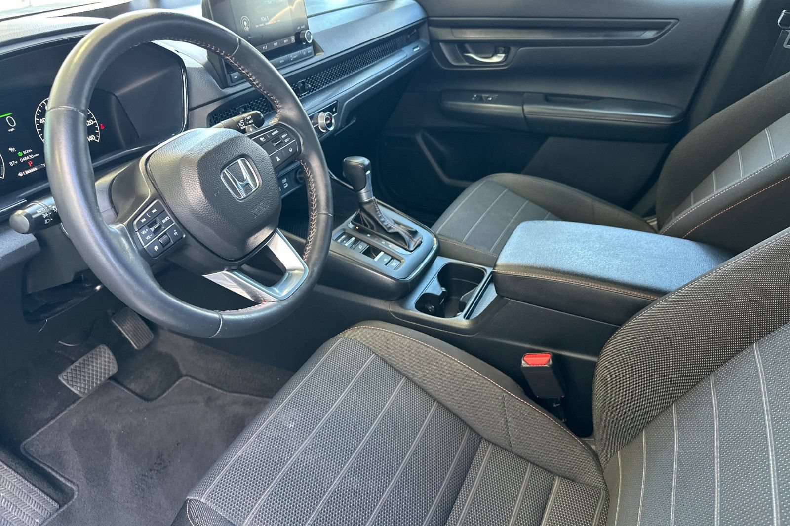 Used 2025 Honda CR-V Sport image 10