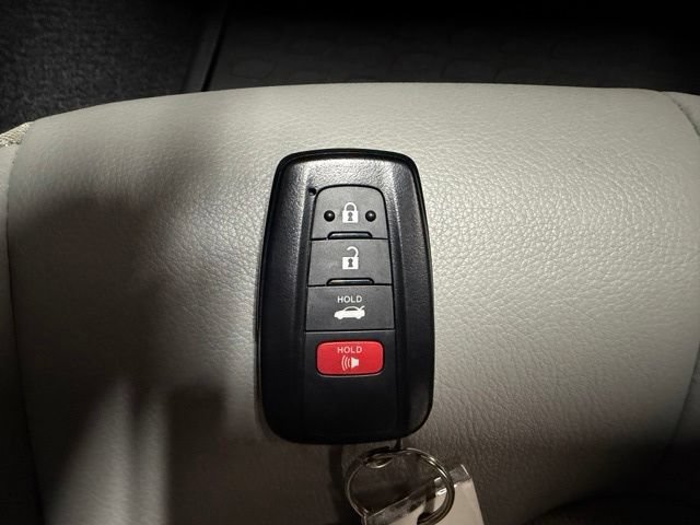 Used 2023 Toyota Camry SE w/ Convenience Package FWD image 46