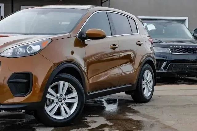 Used 2019 Kia Sportage LX FWD image 6