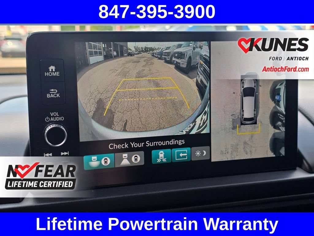 Used 2025 Honda Pilot TrailSport image 44