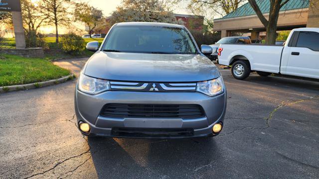 Used 2014 Mitsubishi Outlander SE FWD image 9