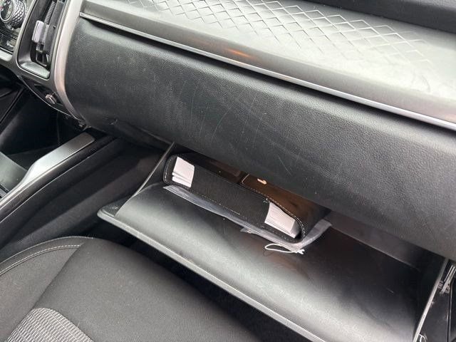 Used 2023 Kia Sorento LX image 41