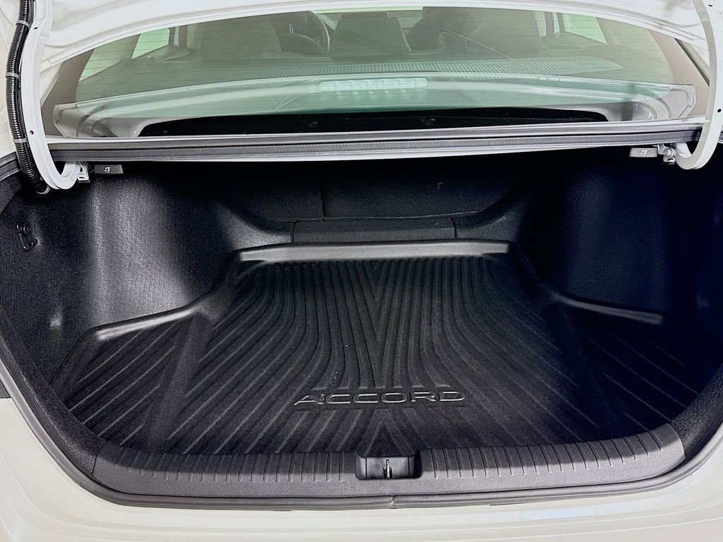 Certified 2023 Honda Accord EX image 37