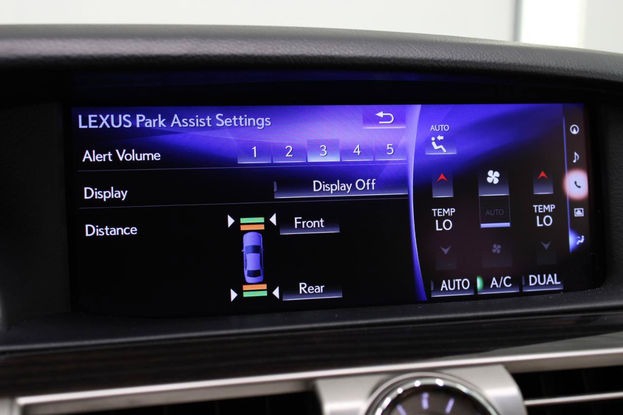 Used 2017 Lexus LS 460 w/ Comfort Package RWD image 60