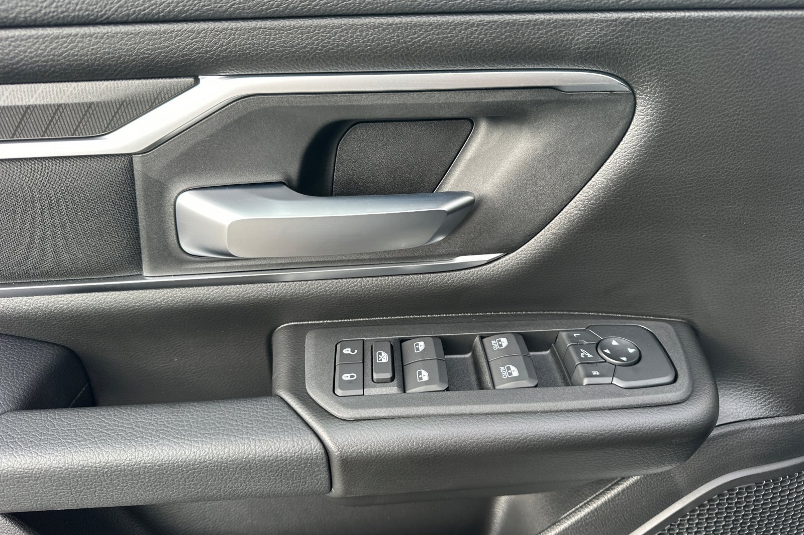 New 2026 RAM 1500 Big Horn AWD/4WD image 11