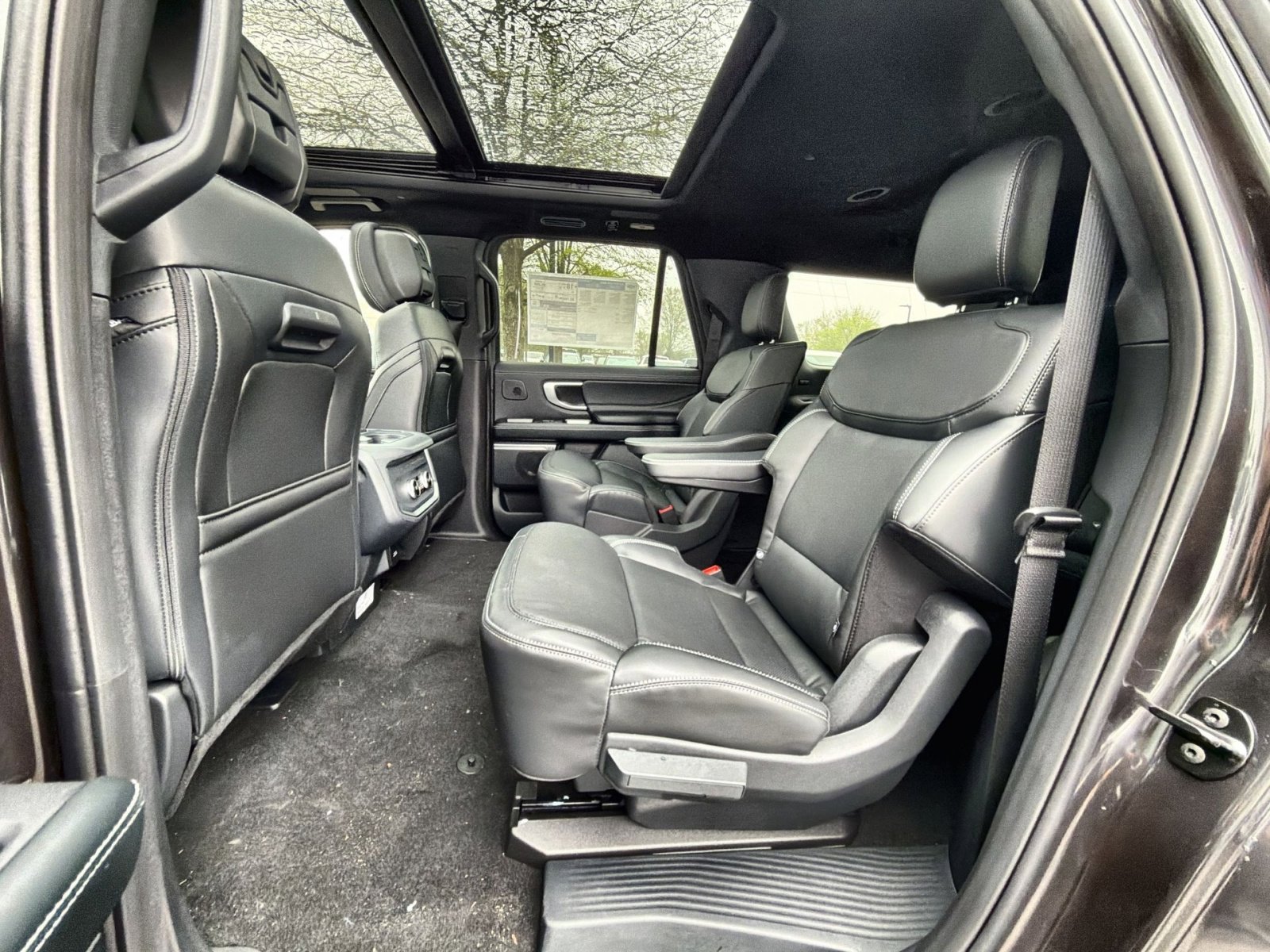 New 2026 Ford Expedition Max Platinum AWD/4WD image 21