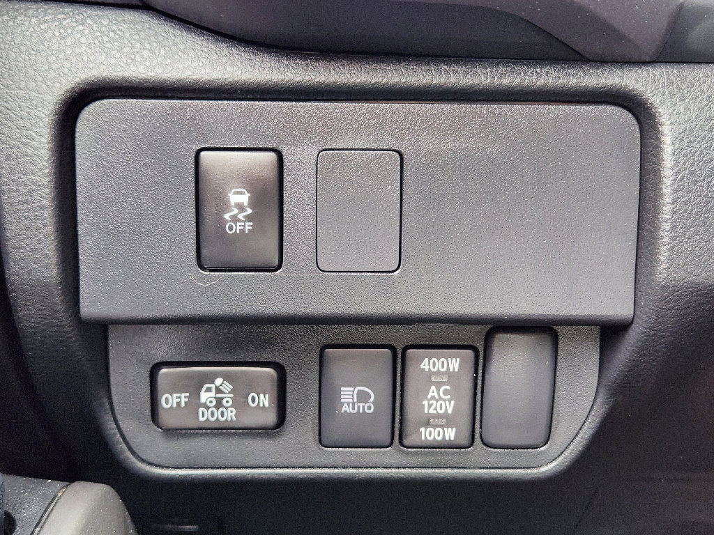 Used 2023 Toyota Tacoma TRD Off-Road w/ Technology Package image 23