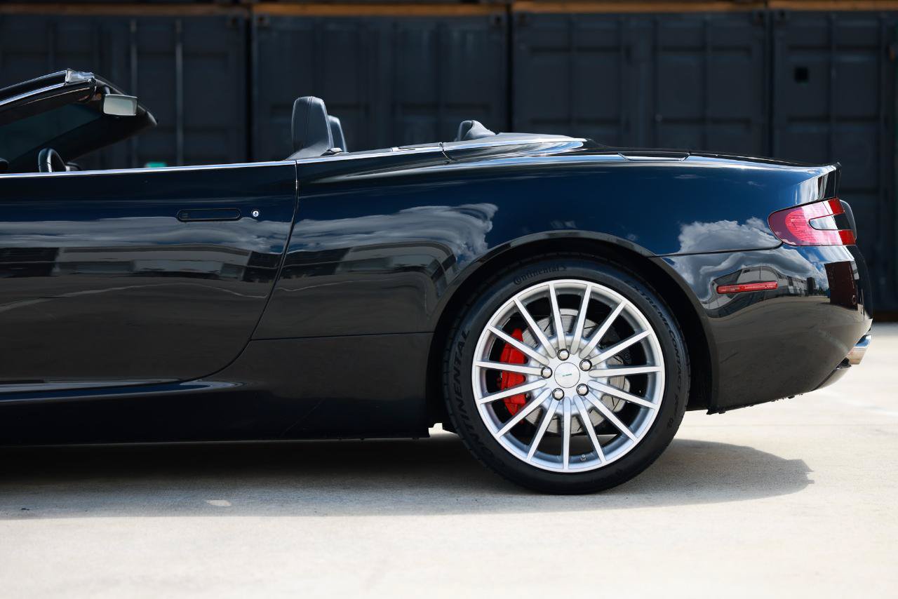 Used 2006 Aston Martin DB9 Volante RWD image 23