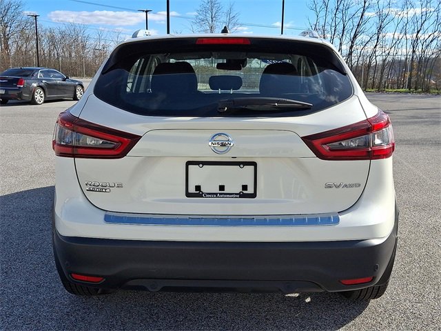 Used 2022 Nissan Rogue Sport SV image 5