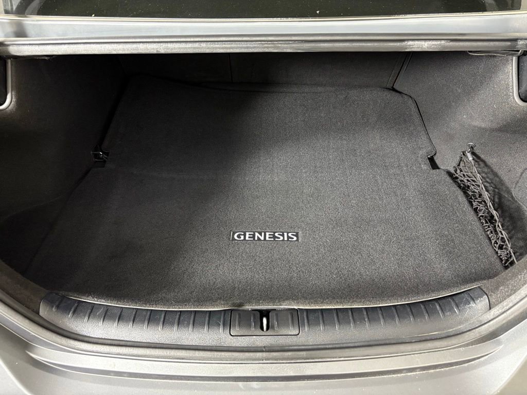 Used 2022 Genesis G70 3.3T Launch Edition image 47